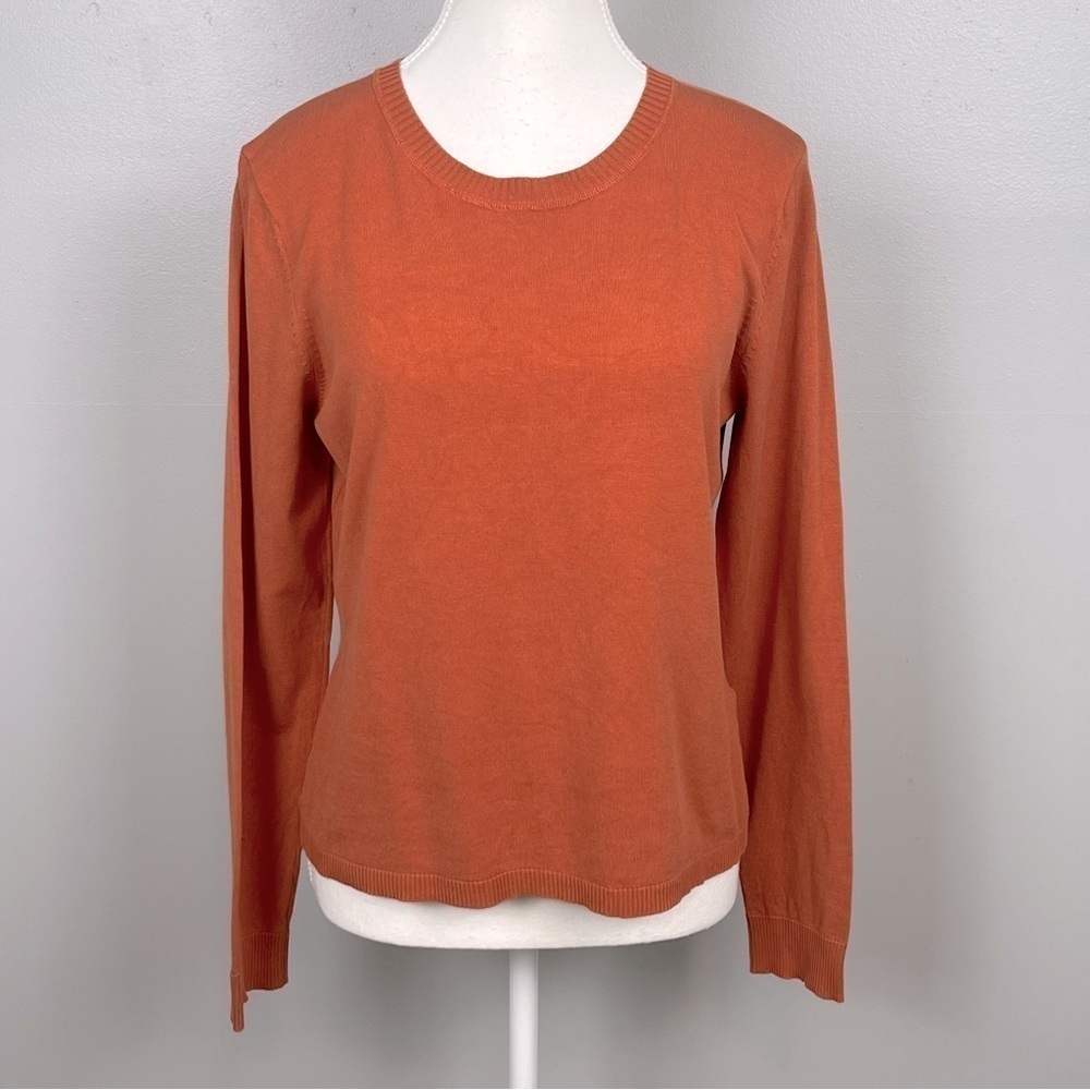 August Silk orange silk blend lightweight crewneck sweater, size large.